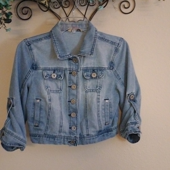 Highway Jeans Jackets & Blazers - Highway Jeans Denim Cropped Jean Jacket. Size Medium